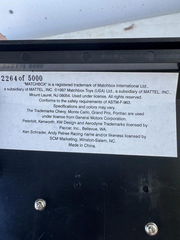 MATCHBOX SKOAL BANDIT KEN SCHRADER SEMI TRUCK & CAR 1/64 BOXED LIMITED - Image 4 of 4