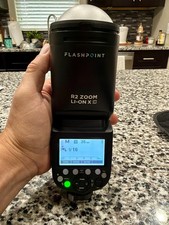 Flashpoint Zoom Li-on R2 C TTL Shoe Mount Flash for Canon wt Extras Very Good