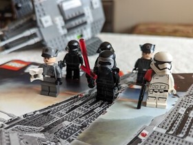 Retired (2015) LEGO Star Wars Episode 7 set 75104 Kylo Ren's Command Shuttle