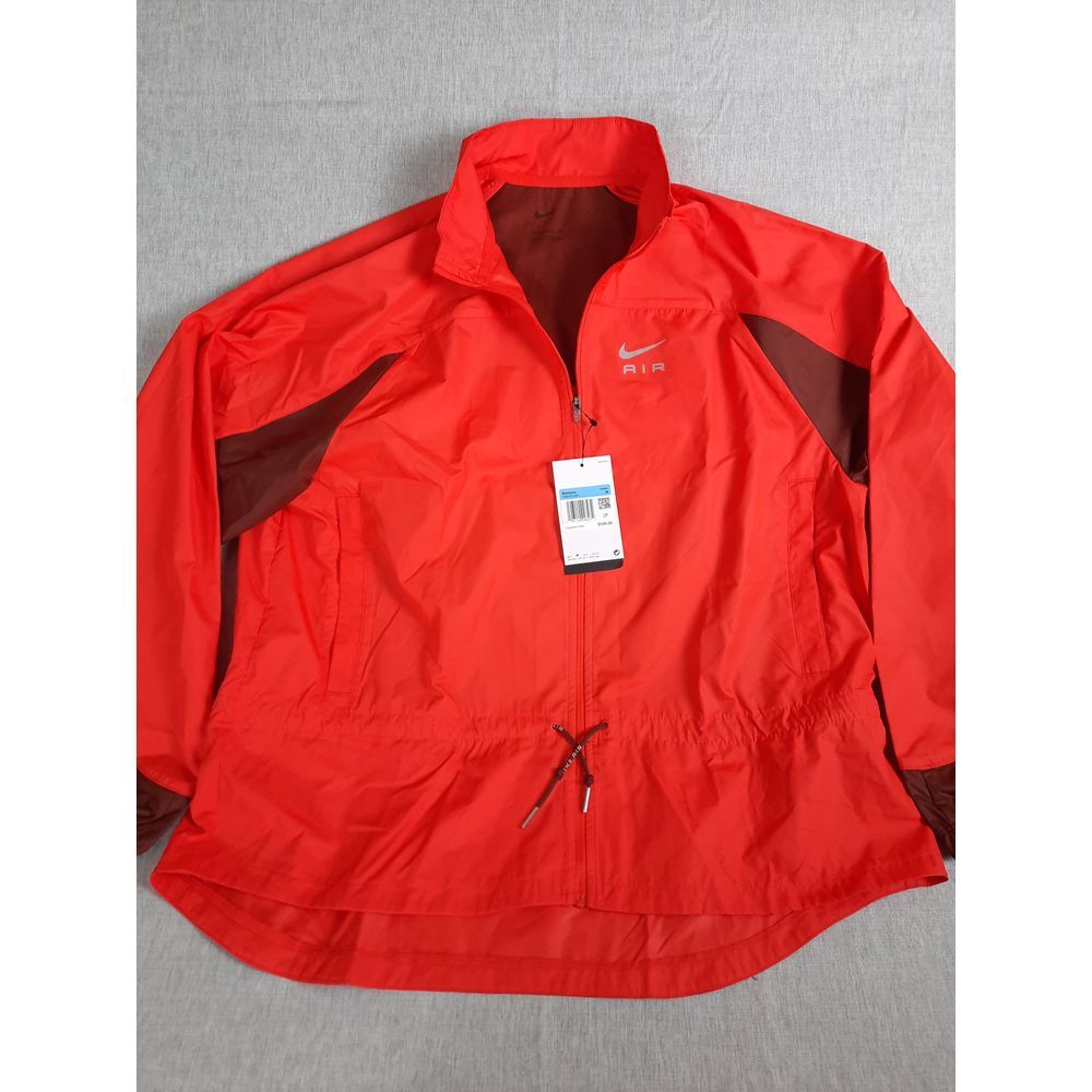 SACAI X NIKE Giacca a vento Nike Air donna rossa media leggera con coulisse e zip