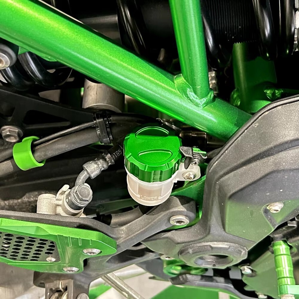 Bremsflüssigkeitsbehälter Schild Für Ninja 500 2024 - Aluminium Schutz Für Hinterradbremse