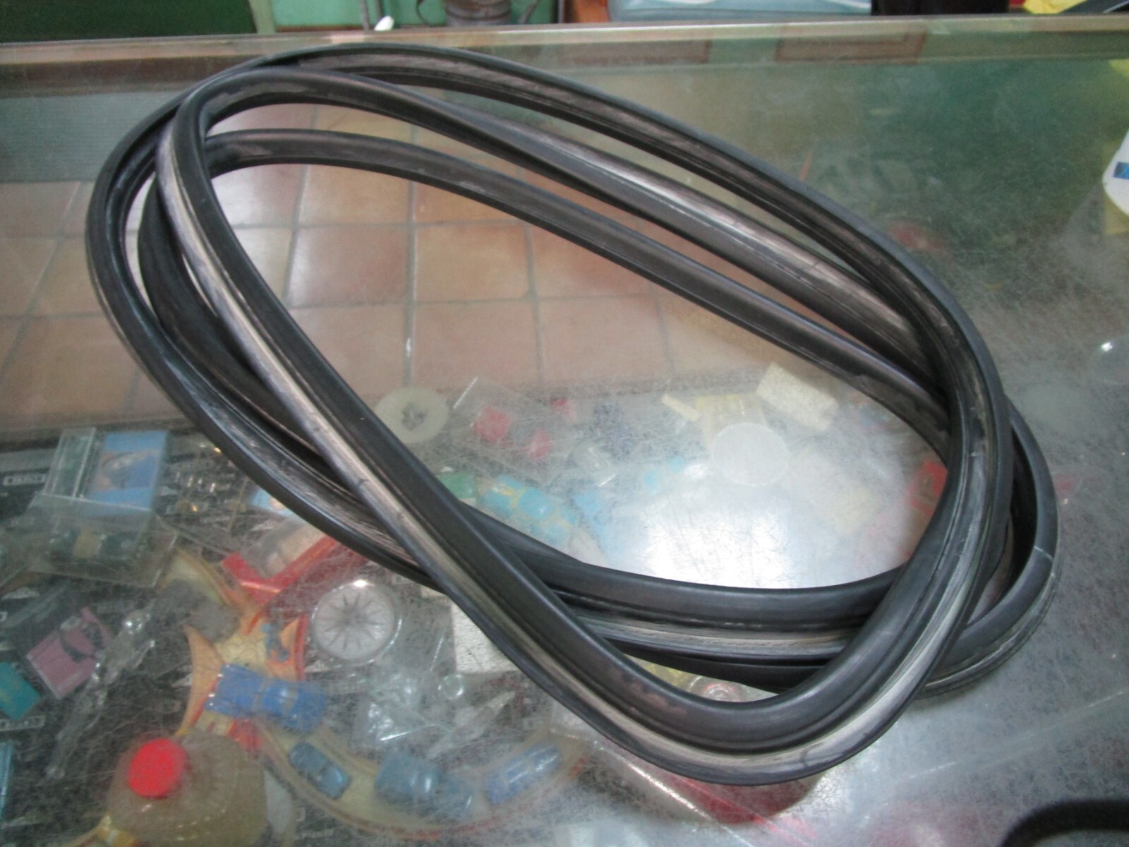 1966-1989 Rolls-Royce Corniche,  Bentley Continental windshield seal PW58458