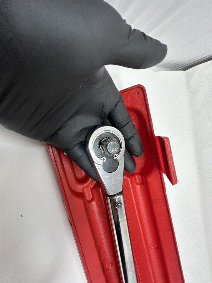 MATCO * 1/2" DRIVE TRC150 TORQUE WRENCH! W Case eBay