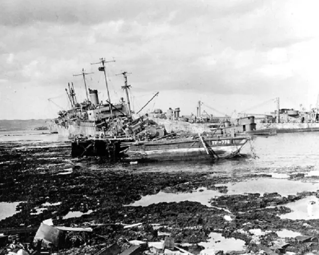 Destroyed Japanese ships Okinawa 1945, 8x10 WWII World War 2 II Photo 591a  | eBay