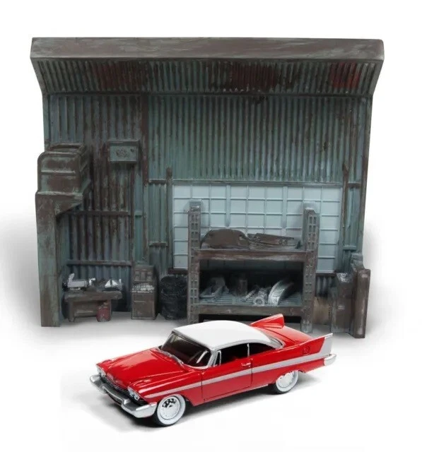 Christine 1958 Plymouth Fury Darnell's Garage 1/64 Die Cast Jonny lightning - Immagine 3 di 3