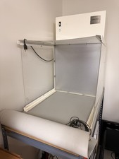 Envirco 10557 Laminar Flow Hood Clean Bench Working With Esd Strap Mat Envirco 10557 Laminar Flow Hood Clean Bench Working With Esd Strap Mat