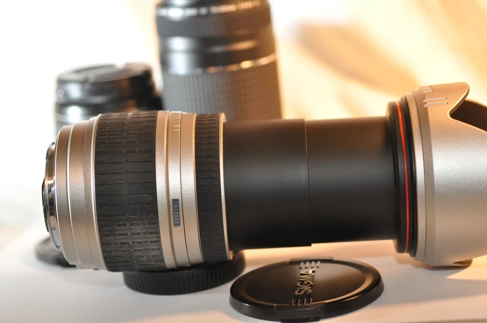 3 THREE Canon EF lenses ISSUES PARTS REPAIR 75-300mm EF-S 18-55mm Sigma 28-300mm - Image 3 of 4