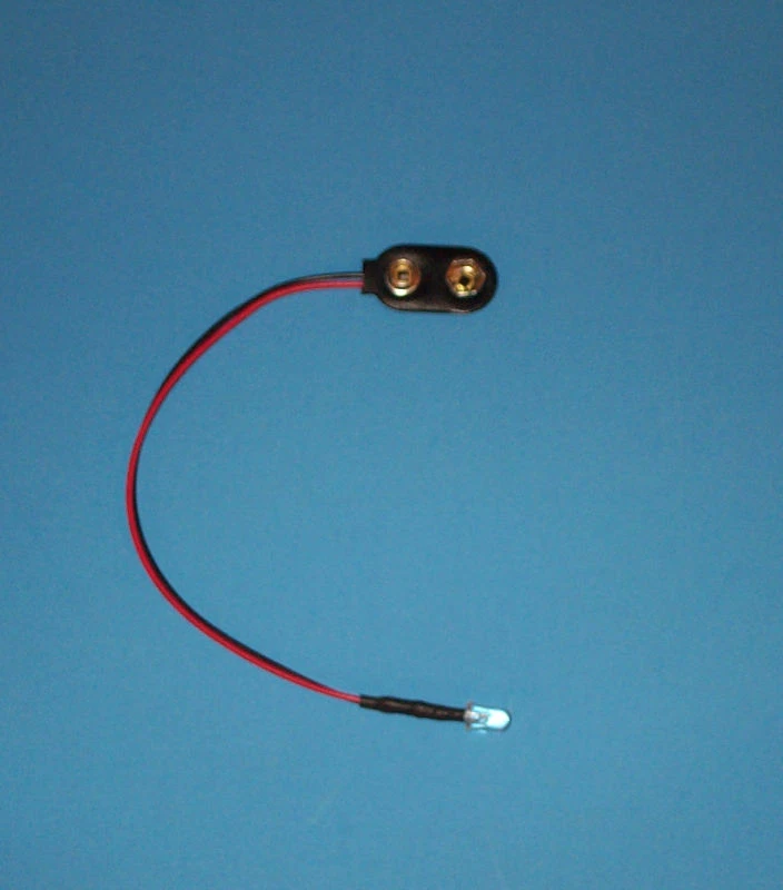 ONE PRE WIRED LED 9 VOLT UV PURPLE ON BATTERY SNAP 9V PREWIRED