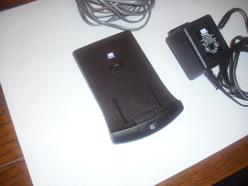 3Com Palm V Modem 1040IU with Power Supply - Image 2 of 4