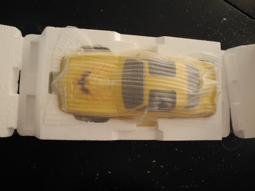 Super RARE Franklin Mint 1977 PONTIAC TRANS AM YELLOW, 1:24, Only 250 MADE! - Picture 3 of 9