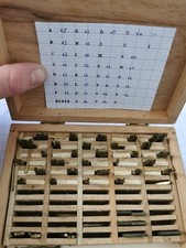 Police de caractère à dorer (matériel de reliure dorure sur cuir) - DIDOT