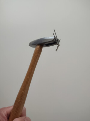 Magnetic 5OZ Smooth Face Tack Hammer