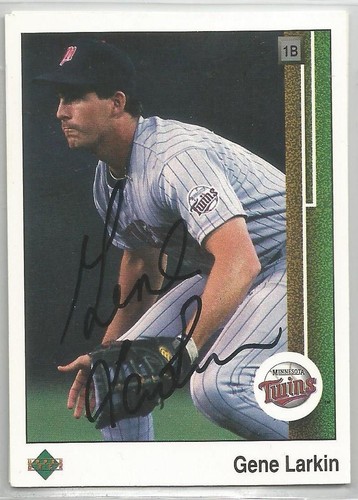 Minnesota Twins GENE LARKIN autographed 1989 Upper Deck