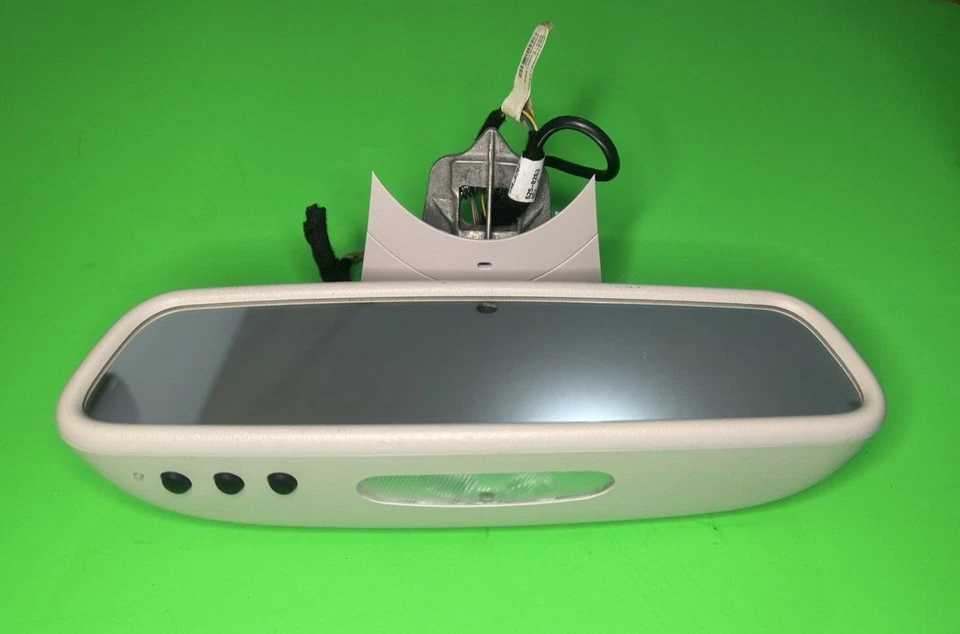 07-09 Espejo retrovisor OEM Mercedes-Benz E350 E63 E550 Foto 2 de 4