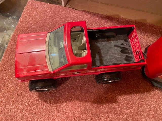 Picture 4 of 12