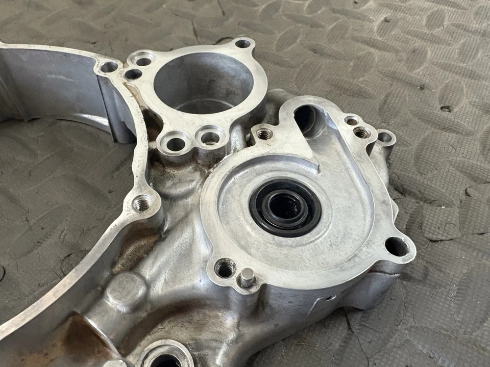 2012 YAMAHA 07-13 WR250F 06-13 YZ250F OEM RIGHT SIDE CASE INNER CLUTCH COVER - Image 2 of 4