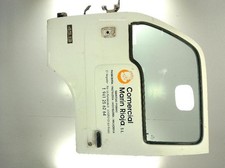Porte avant et accessoires Nissan CABSTAR