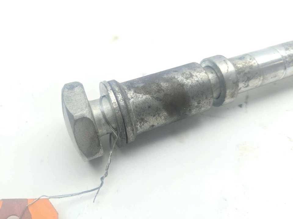 Perno pivote brazo oscilante Harley Davidson Fat Boy 04 FLSTF Foto 2 de 4