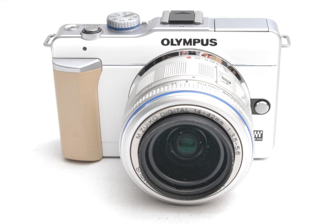 Excellent ] OLYMPUS PEN E-PL1 12.3MP MIRRORLESS DIGITAL CAMERA W