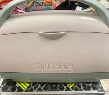 Cricut Cuttlebug Embossing Machine with Plates & Extras Kirstie Allsopp Used