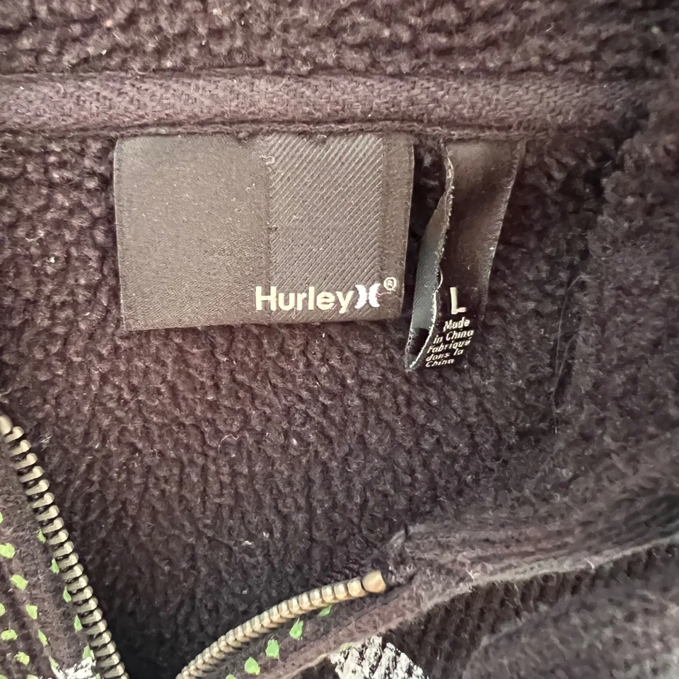 Moletom com capuz Hurley feminino grande preto soletrado com zíper completo - Imagem 4 de 4