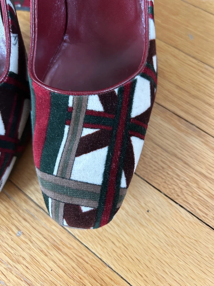 Gucci vintage rare size 41 pumps  - Image 4 of 4