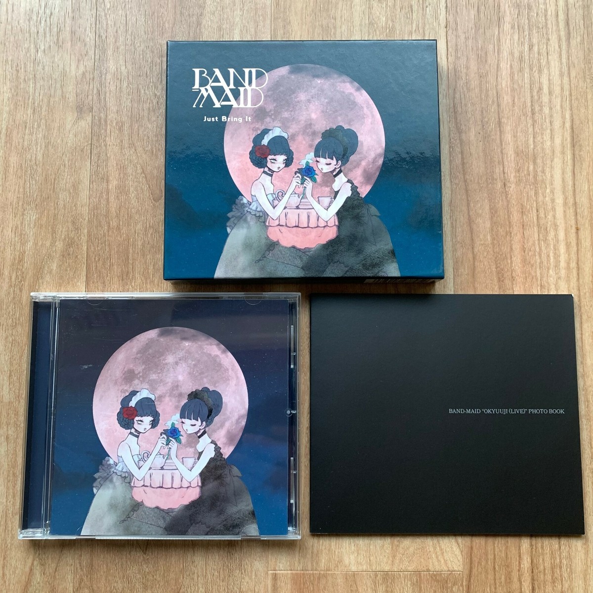 BAND-MAID アルバム フォトブック付き BAND-MAID First Press CD Just Bring It Photobook w/ Flyer