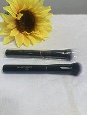 Lot Of 2- Laura Geller Blending Face Brush