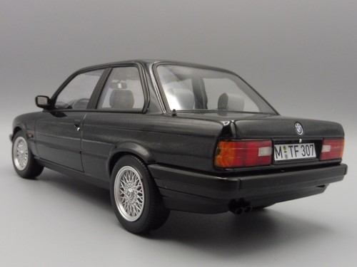 BMW 325i 1988 1/18 Norev 183203 E30 Schwarzmetallic 3er 3-Series 320 - Picture 12 of 12
