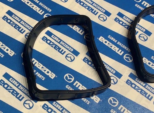 L50110230 mazda прокладка