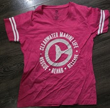 Clearwater marine aquarium Juniors hot pink jersey style shirt w sequins size M