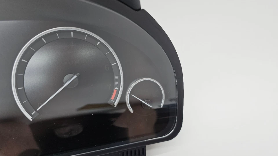 BMW F10 528Xi 535i 550i 2011-2016 velocímetro cuadro de instrumentos calibre Bosch OEM Foto 2 de 4