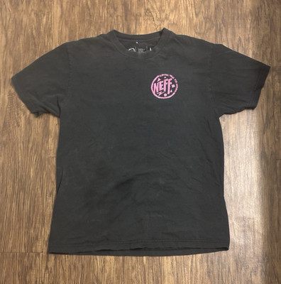 Neff Men s L Black Pink Logo Graphic Print Double-Sided Crew Neck Tee