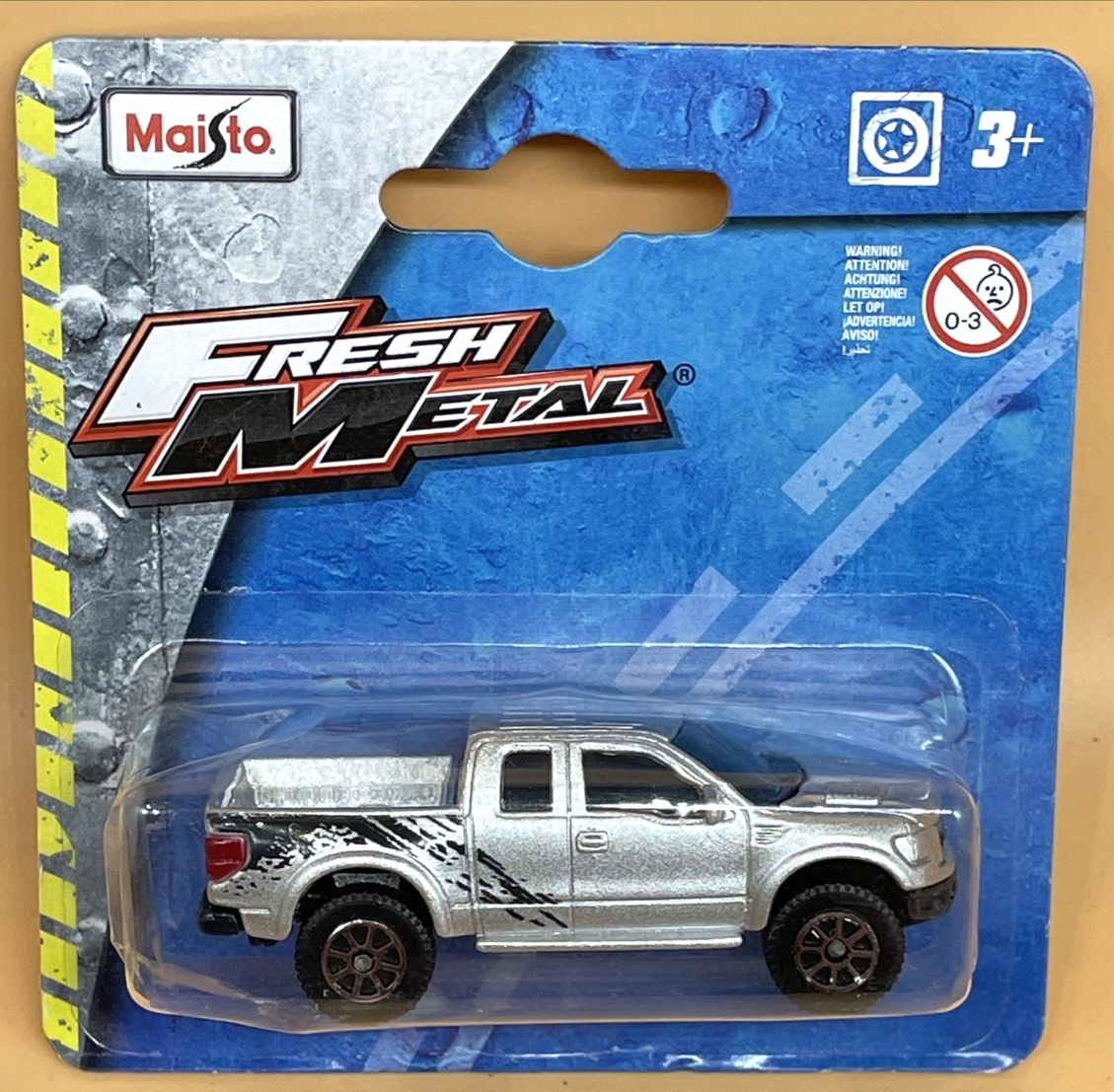 Maisto Ford F-150 SVT Raptor Silver Fresh Metal 1:64 Carded Pickup