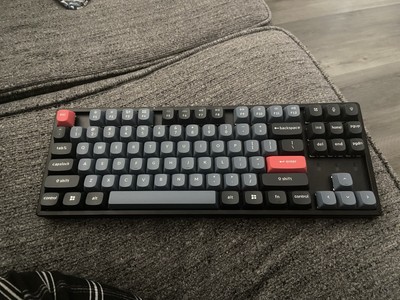 Keychron K8 Pro Wireless Mechanical Keyboard/Rgb backlight/Gateron red switches