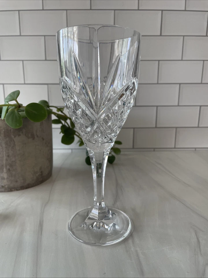 GODINGER Dublin Shannon Crystal Water/Wine Glass 8 OZ. Gorgeous! - Image 3 of 4