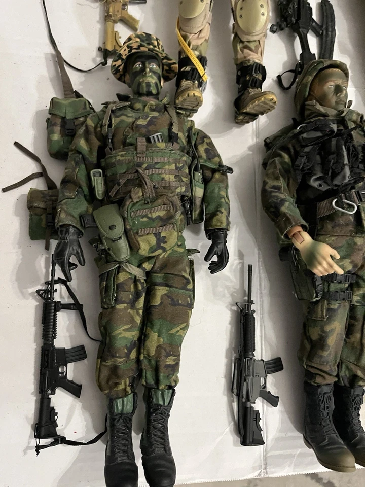 LOTE DE 12 FIGURAS DE SOLDADO CAMUFLAJE DEL DESIERTO DE 12 GI JOE DRAGON 3R 21st DID 1/6 ERA MODERNA Foto 3 de 4