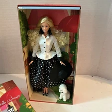 New 2003 Talk Of The Town Barbie Doll Mattel B6376 Blonde/Ceo Face/Pet Dog