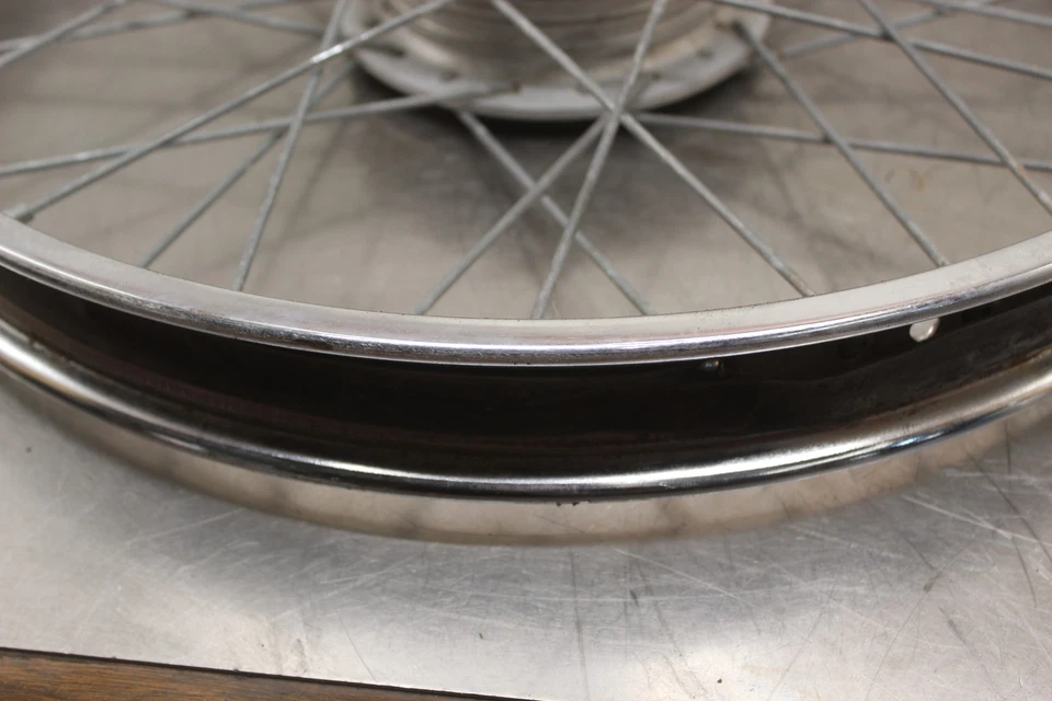 1971 Suzuki TS185 Sierra FRONT WHEEL RIM 1.40X19 (ROW 1) Foto 4 de 4