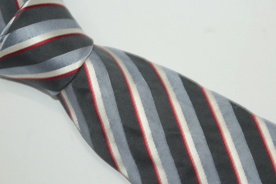 Corbata de seda LORENZO CANA F74269 Foto 3 de 4