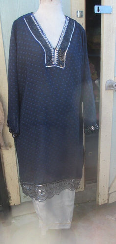 beautiful flower embroidery polyzoa pant kameez material   chiffon  Size3 XL 48 - Afbeelding 1 van 4