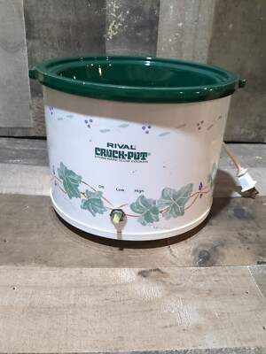 RIVAL CROCK POT 2.5 QUART SLOW COCKER MODEL #3120 Heating Element And Pot Only