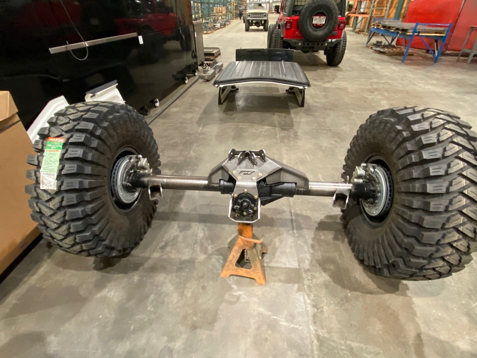 14 Bolt Rear Axle Truss for 4