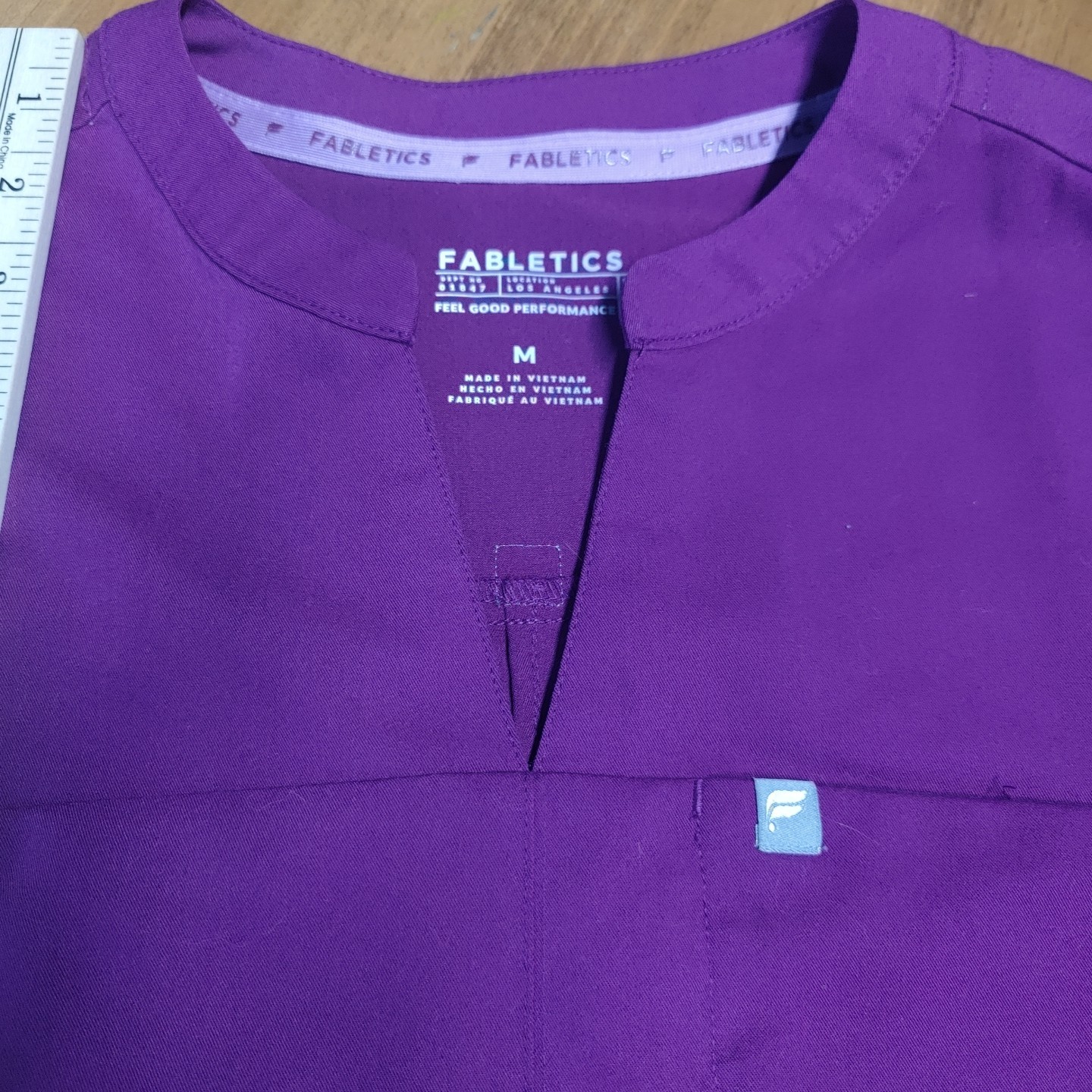 Fabletics Women's Solid Medical Scrub Set Top and… - image 13