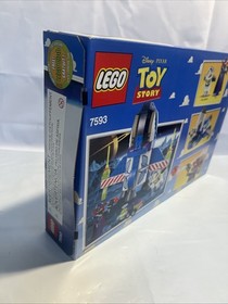 LEGO 7593 Toy Story Buzz&rsquo;s Star Command Spaceship 257 Pieces NEW Sealed Retired 
