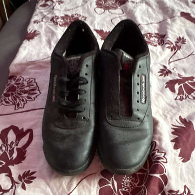 Reebok Classic Herren Sneaker Schwarz Schnürung Low Top Gr. 40 US 8