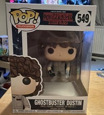 Funko POP! Television Stranger Things Ghostbuster Dustin #549 w/Pop Protector