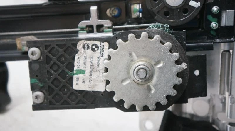 Mini Cooper 2009 derecho pasajero delantero puerta ventana regulador elevador 51332756084 OEM Foto 2 de 4