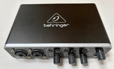 Behringer U-Phoria UMC202HD
