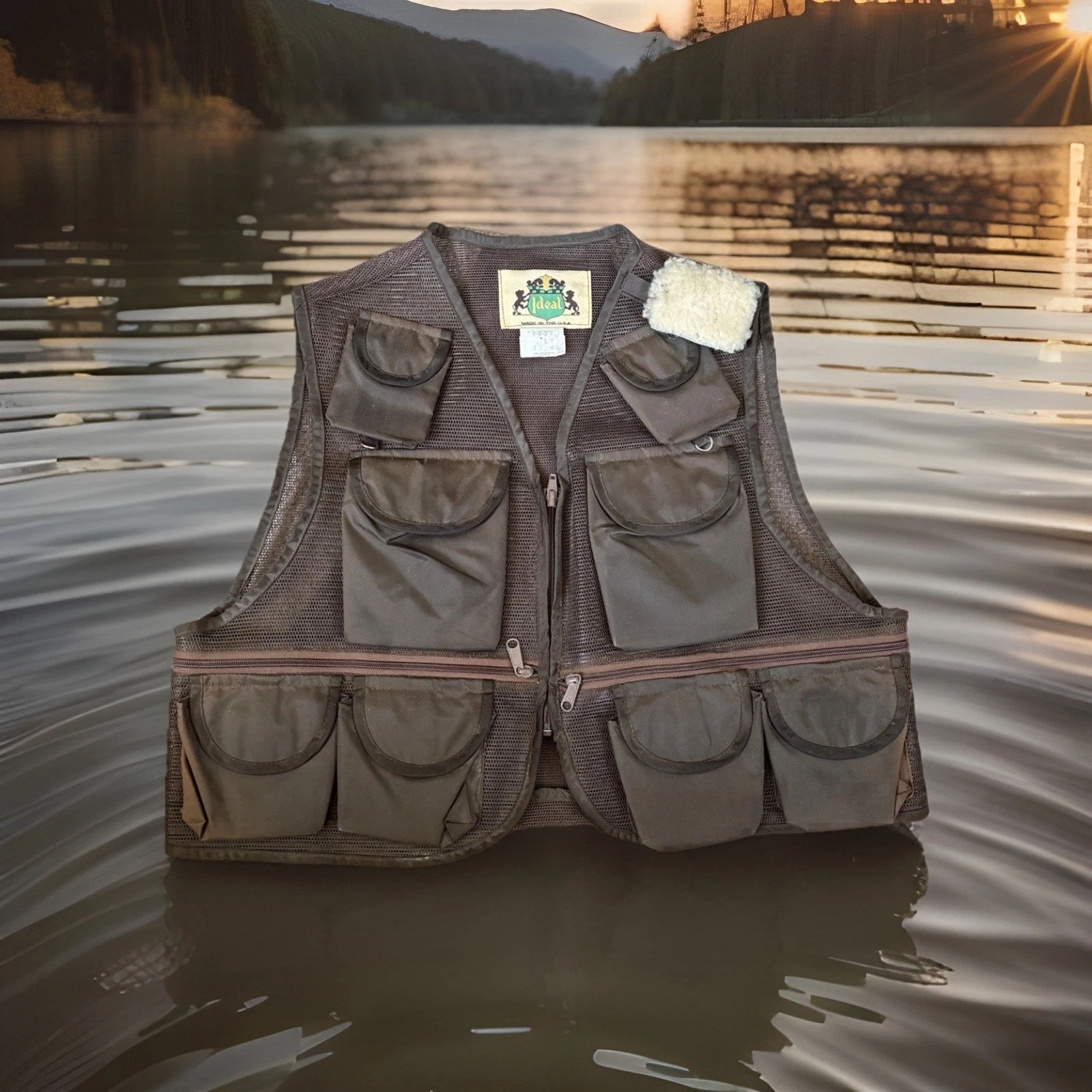 Vintage Ideal Products Fly Fishing Large 42-44 Vest Made in USA Tackle Vest